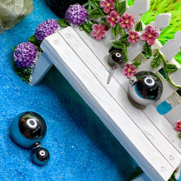 Gunmetal Double Stud Earrings - Picture 7 of 8